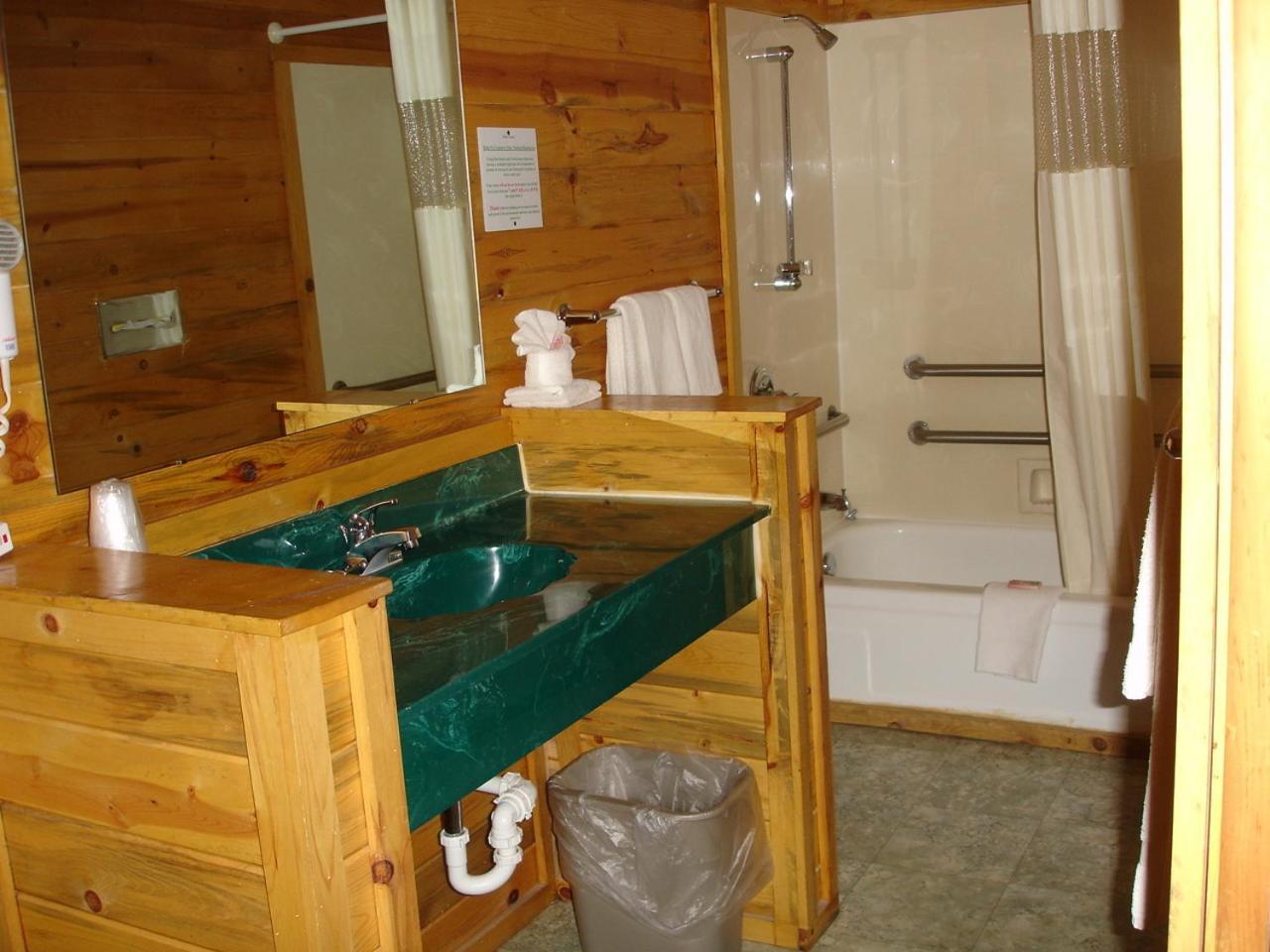Mountain Motel