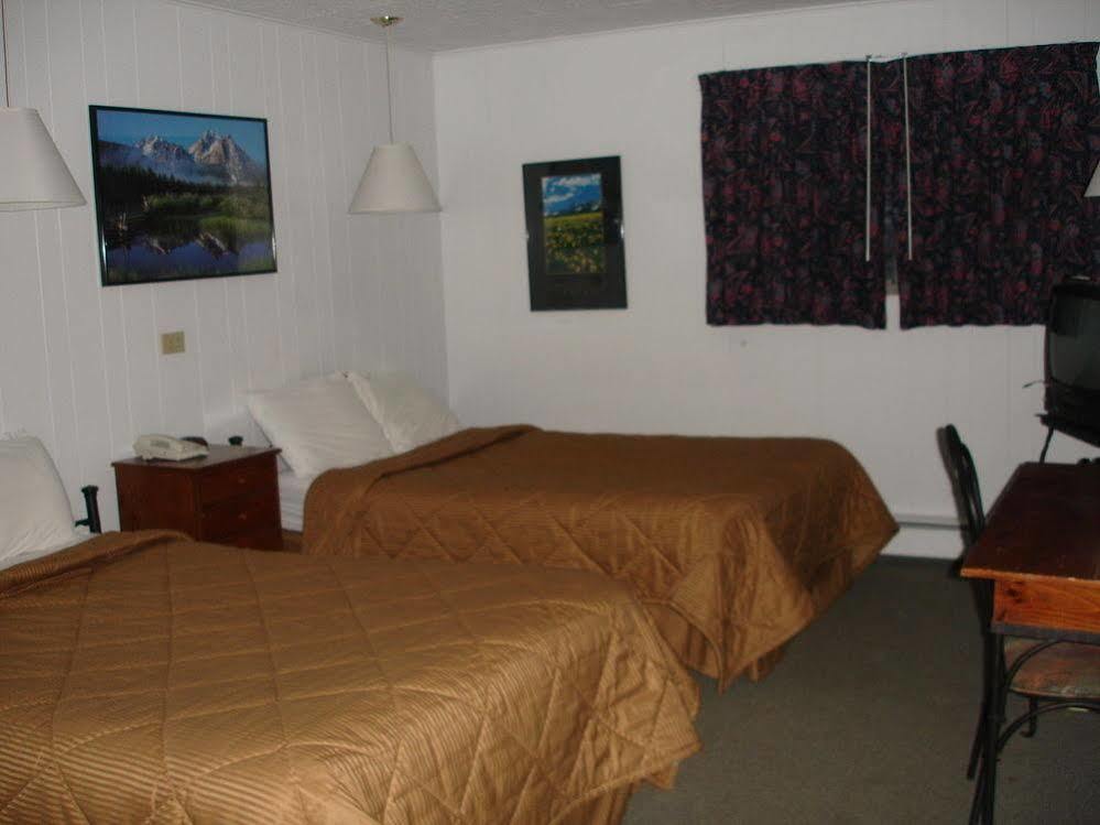 Mountain Motel 3*